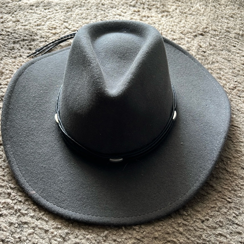 Kenny K Size L Dark Gray Hat. 100% Wool. New. With Tags. Never Used.